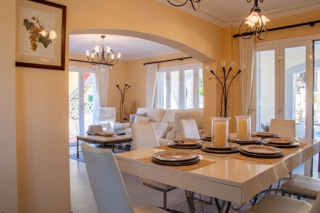 5 soveværelse Villa til salg i El Toro / Port Adriano, Calvià med swimmingpool garage - € 1.900.000 (Ref: 8781159)