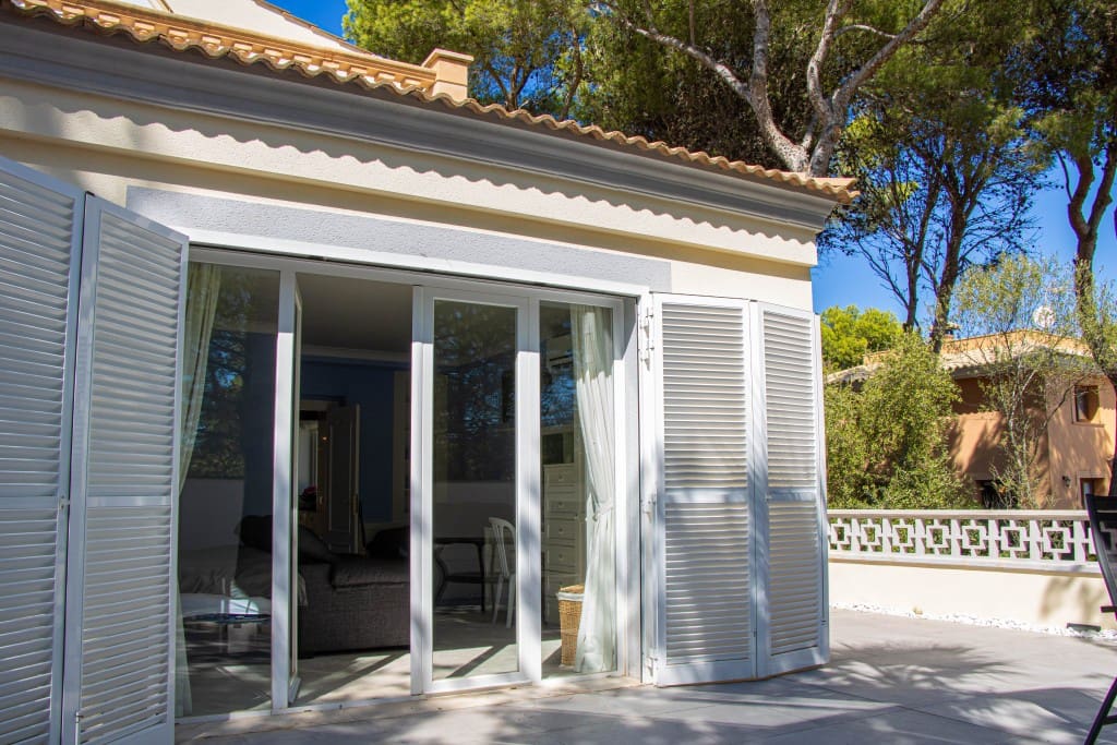 5 sypialnia Willa na sprzedaż w El Toro / Port Adriano z basenem garażem - 1 900 000 € (Ref: 8781159)