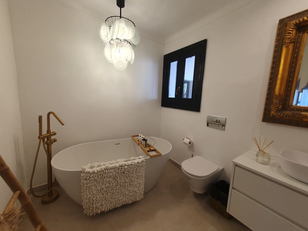 3 soveværelse Byhus til salg i L'Arraco / S'Arraco - € 890.000 (Ref: 8985636)