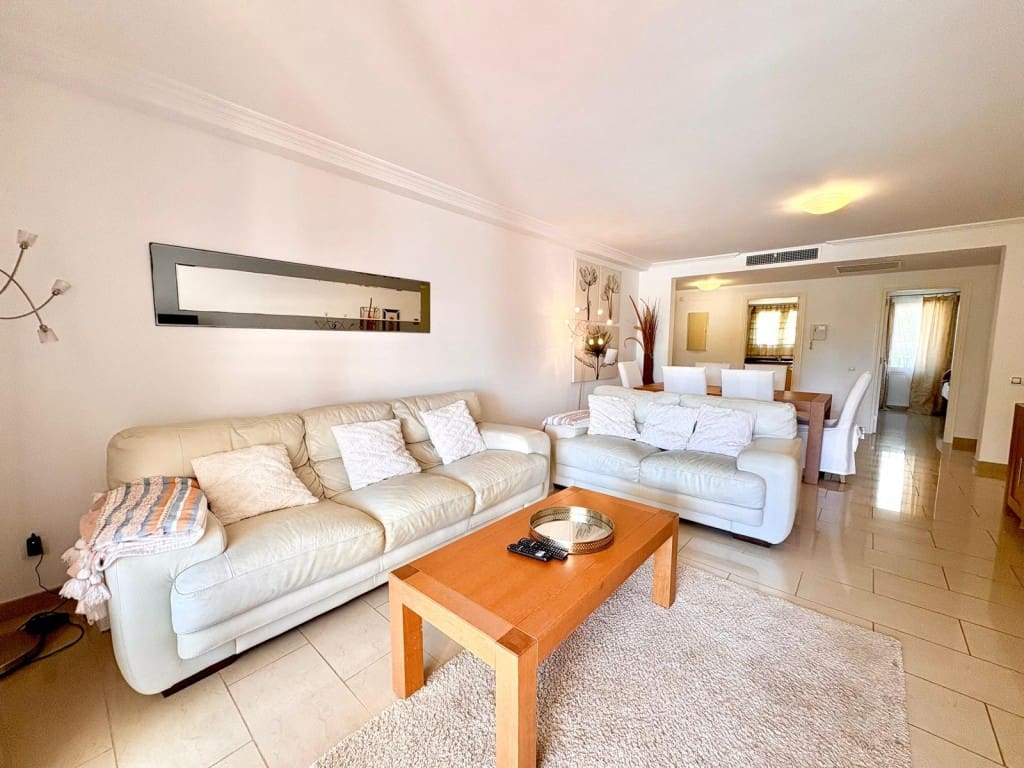 3 bedroom Apartment for sale in Santa Ponsa with pool garage - € 850,000 (Ref: 8993709)