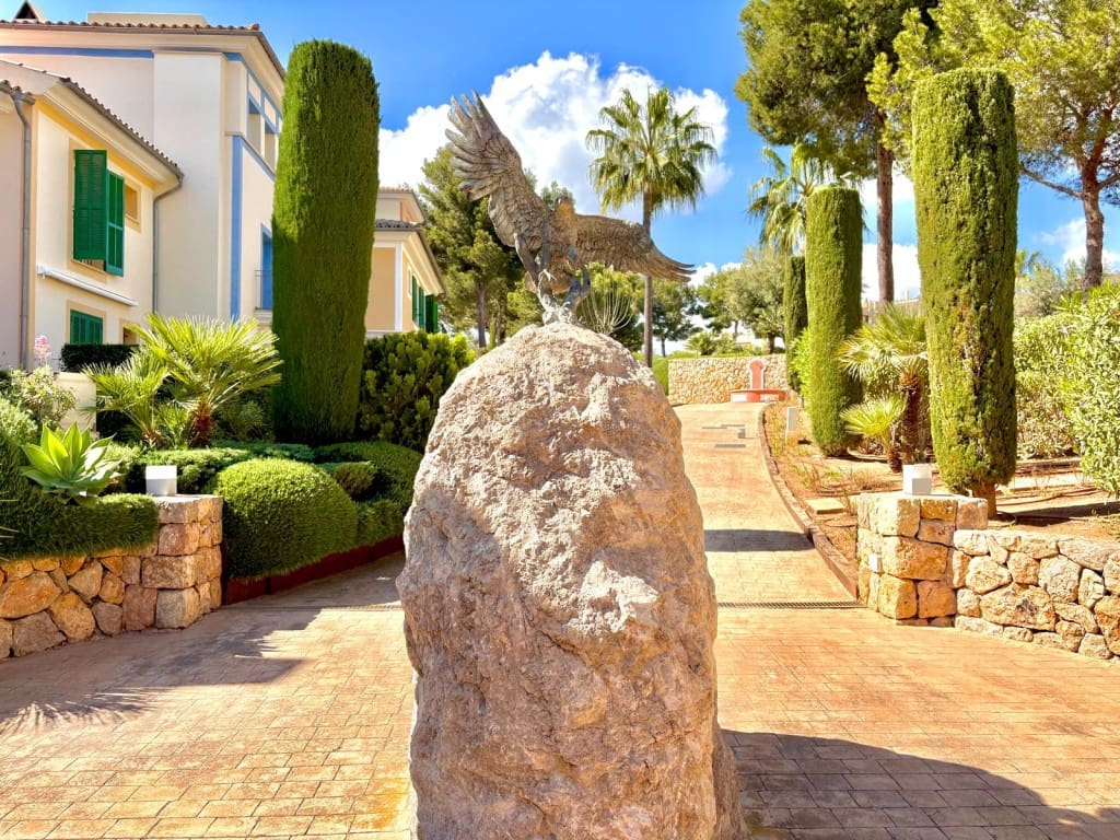 3 bedroom Apartment for sale in Santa Ponsa with pool garage - € 850,000 (Ref: 8993709)