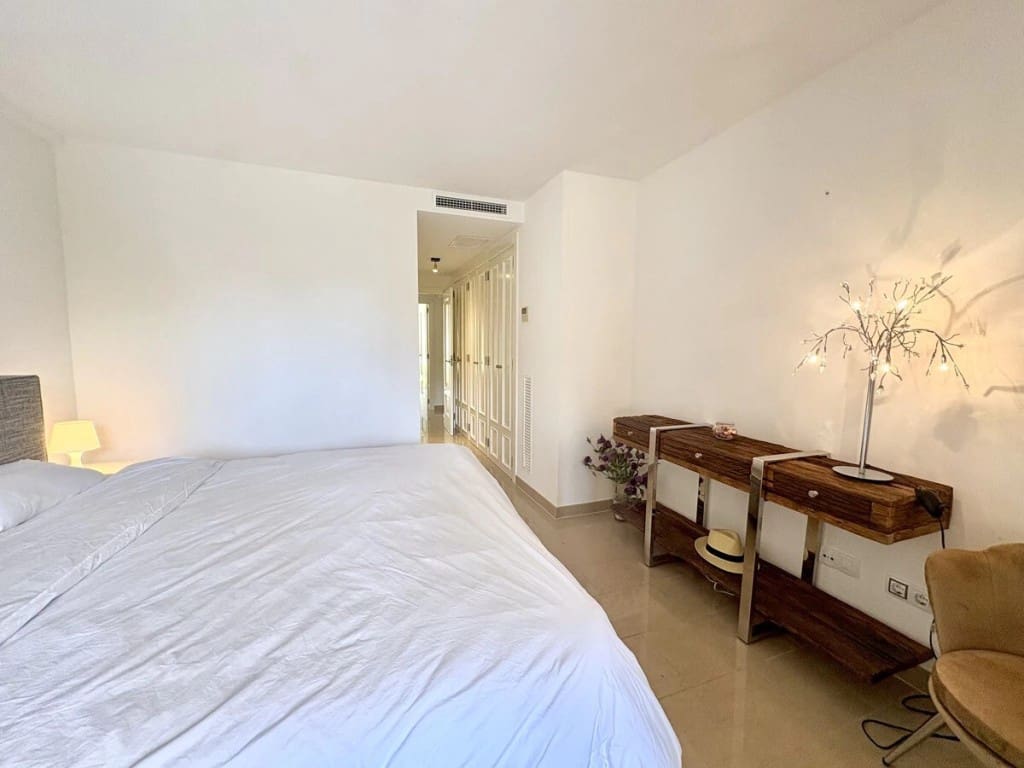 5 soveværelse Lejlighed til salg i Santa Ponsa med swimmingpool - € 1.350.000 (Ref: 8998448)