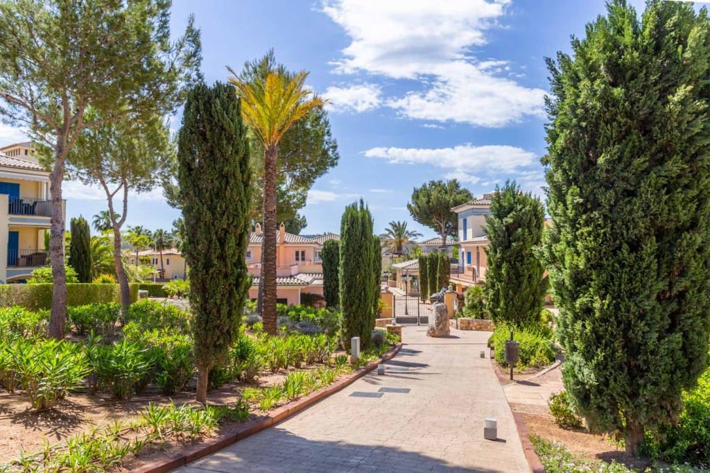 5 soveværelse Lejlighed til salg i Santa Ponsa med swimmingpool - € 1.350.000 (Ref: 8998448)