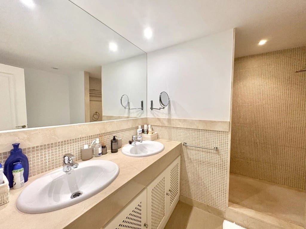 5 soveværelse Lejlighed til salg i Santa Ponsa med swimmingpool - € 1.350.000 (Ref: 8998448)