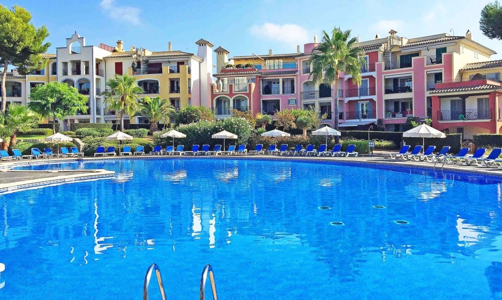 5 soveværelse Lejlighed til salg i Santa Ponsa med swimmingpool - € 1.350.000 (Ref: 8998448)