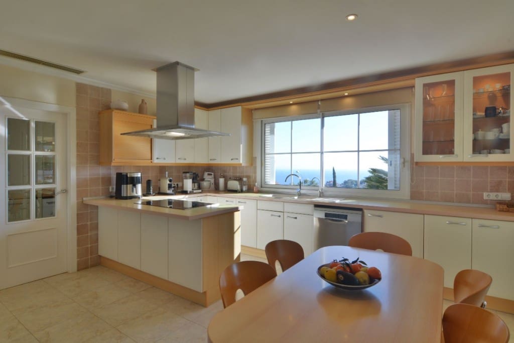 5 soverom Villa til salgs i Cas Catala med svømmebasseng - € 5 200 000 (Ref: 9010441)