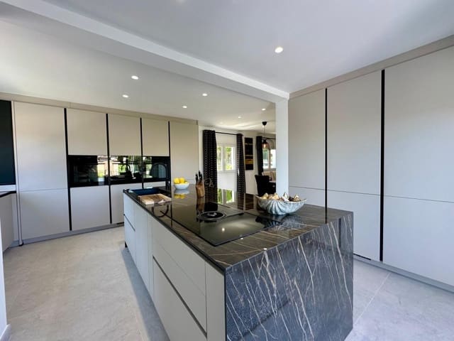 5 soveværelse Villa til salg i Es Capdella, Calvià med swimmingpool - € 2.395.000 (Ref: 9042056)