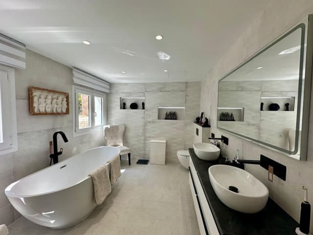 5 soveværelse Villa til salg i Es Capdella, Calvià med swimmingpool - € 2.395.000 (Ref: 9042056)