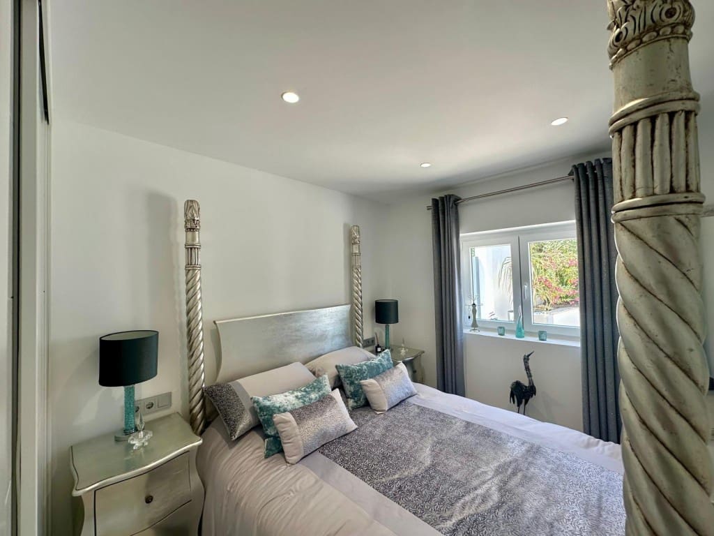 5 soveværelse Villa til salg i Es Capdella med swimmingpool - € 2.395.000 (Ref: 9042056)