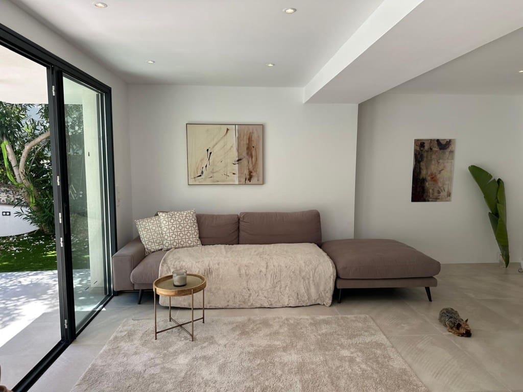 4 soveværelse Villa til salg i Palmanova med swimmingpool garage - € 2.300.000 (Ref: 9050847)