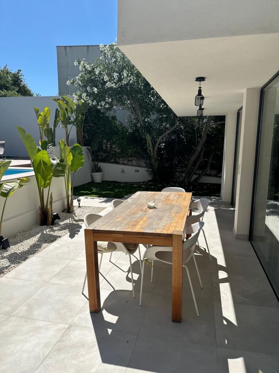 4 soveværelse Villa til salg i Palmanova med swimmingpool garage - € 2.300.000 (Ref: 9050847)