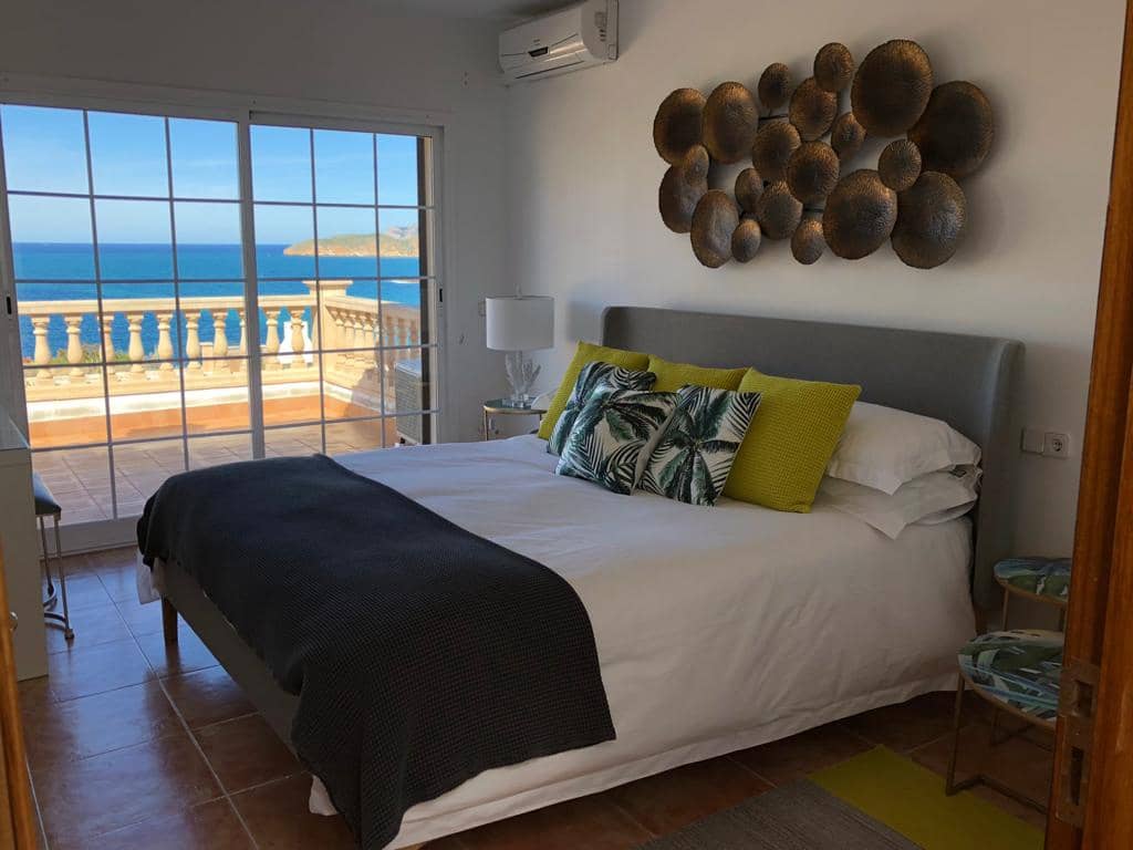 4 soveværelse Villa til salg i El Toro / Port Adriano med swimmingpool garage - € 3.300.000 (Ref: 9059046)