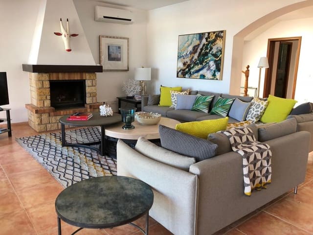 4 soveværelse Villa til salg i El Toro / Port Adriano, Calvià med swimmingpool garage - € 3.300.000 (Ref: 9059046)