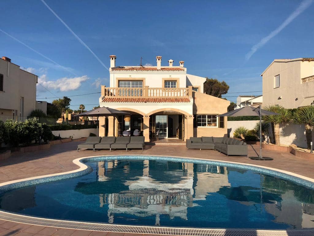 4 soveværelse Villa til salg i El Toro / Port Adriano med swimmingpool garage - € 3.300.000 (Ref: 9059046)