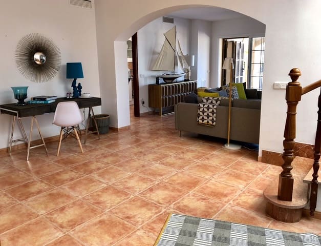 4 soveværelse Villa til salg i El Toro / Port Adriano, Calvià med swimmingpool garage - € 3.300.000 (Ref: 9059046)