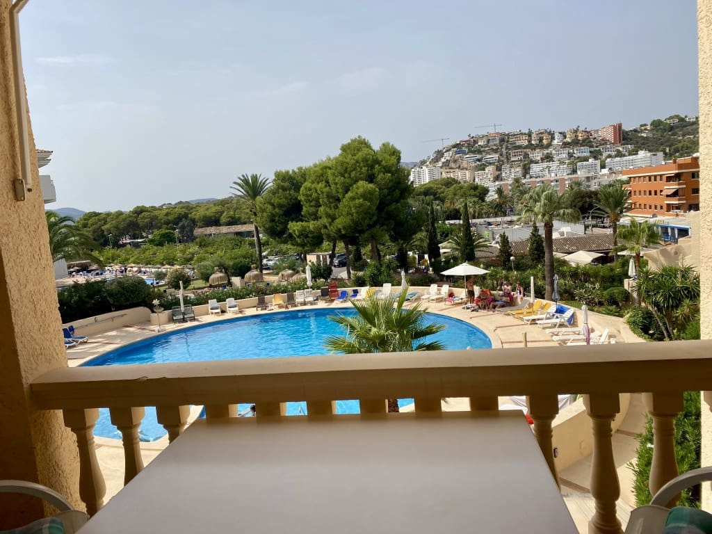 2 sypialnia Apartament na sprzedaż w Santa Ponsa z basenem garażem - 470 000 € (Ref: 9062186)