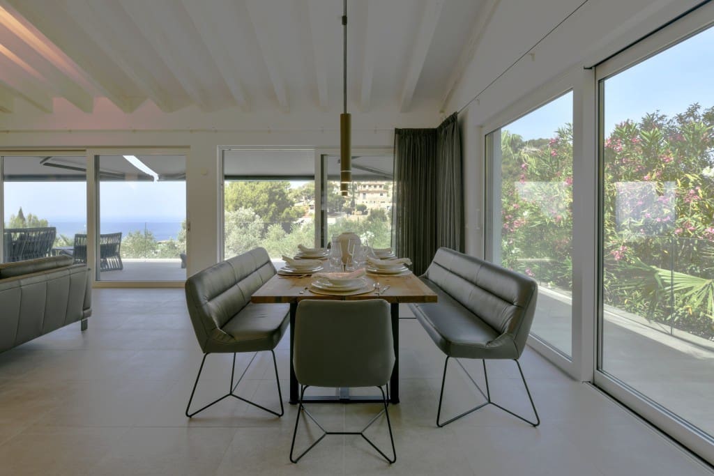 6 sypialnia Willa na sprzedaż w Puerto de Andratx z basenem garażem - 6 500 000 € (Ref: 9074915)