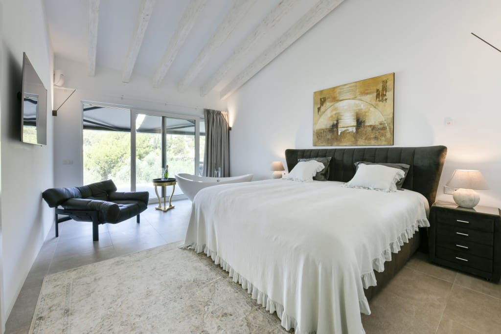 6 sypialnia Willa na sprzedaż w Puerto de Andratx z basenem garażem - 6 500 000 € (Ref: 9074915)