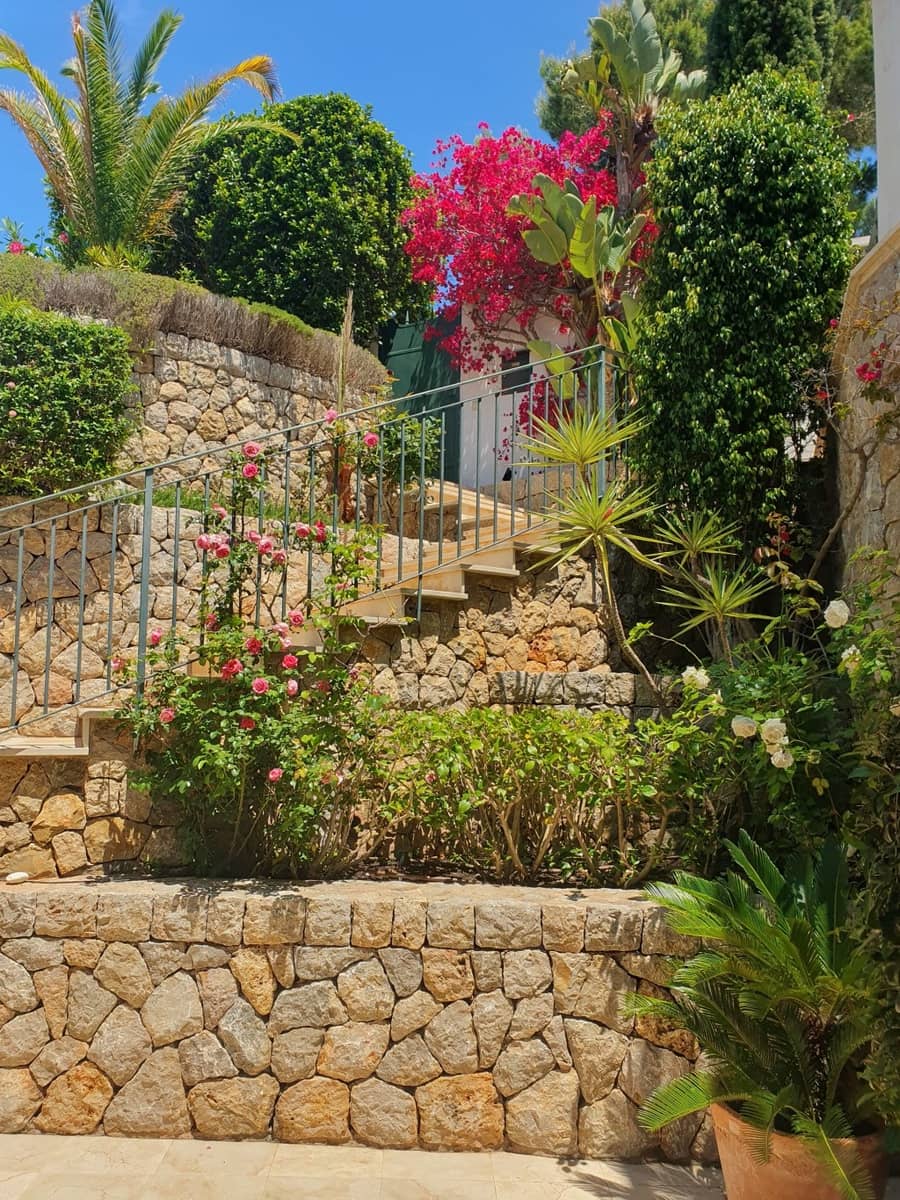 4 bedroom Villa for sale in Puerto de Andratx with pool garage - € 3,900,000 (Ref: 9074916)