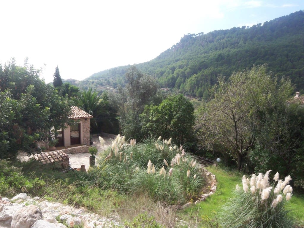 3 soveværelse Finca/Landehus til salg i Andratx med swimmingpool - € 1.100.000 (Ref: 9074917)