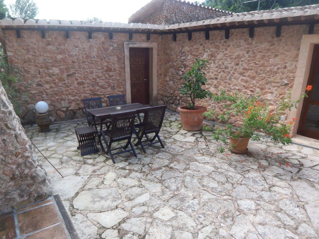 3 soveværelse Finca/Landehus til salg i Andratx med swimmingpool - € 1.100.000 (Ref: 9074917)