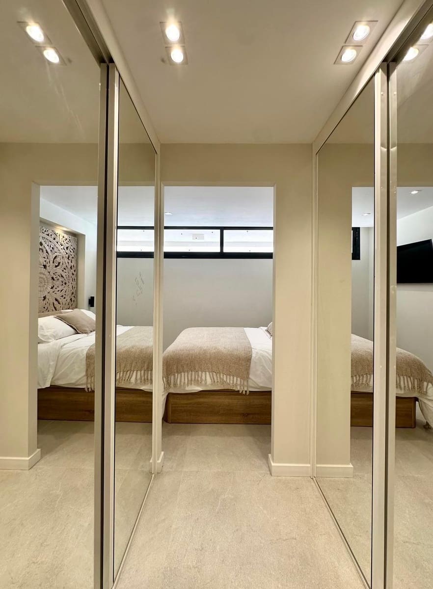 2 sypialnia Apartament na sprzedaż w Puerto Portals z basenem garażem - 1 065 000 € (Ref: 9132192)