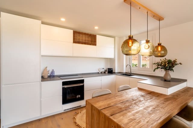 2 soveværelse Lejlighed til salg i Santa Ponsa, Calvià - € 599.000 (Ref: 9173283)