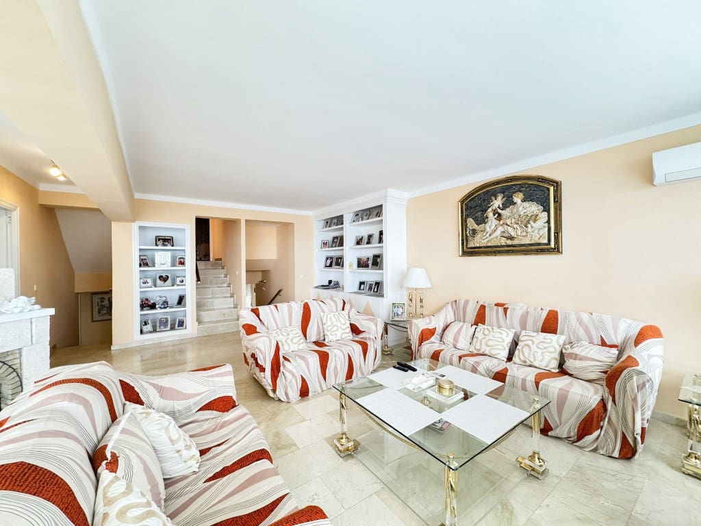 4 chambre Penthouse à vendre à Palmanova avec garage - 750 000 € (Ref: 9246473)