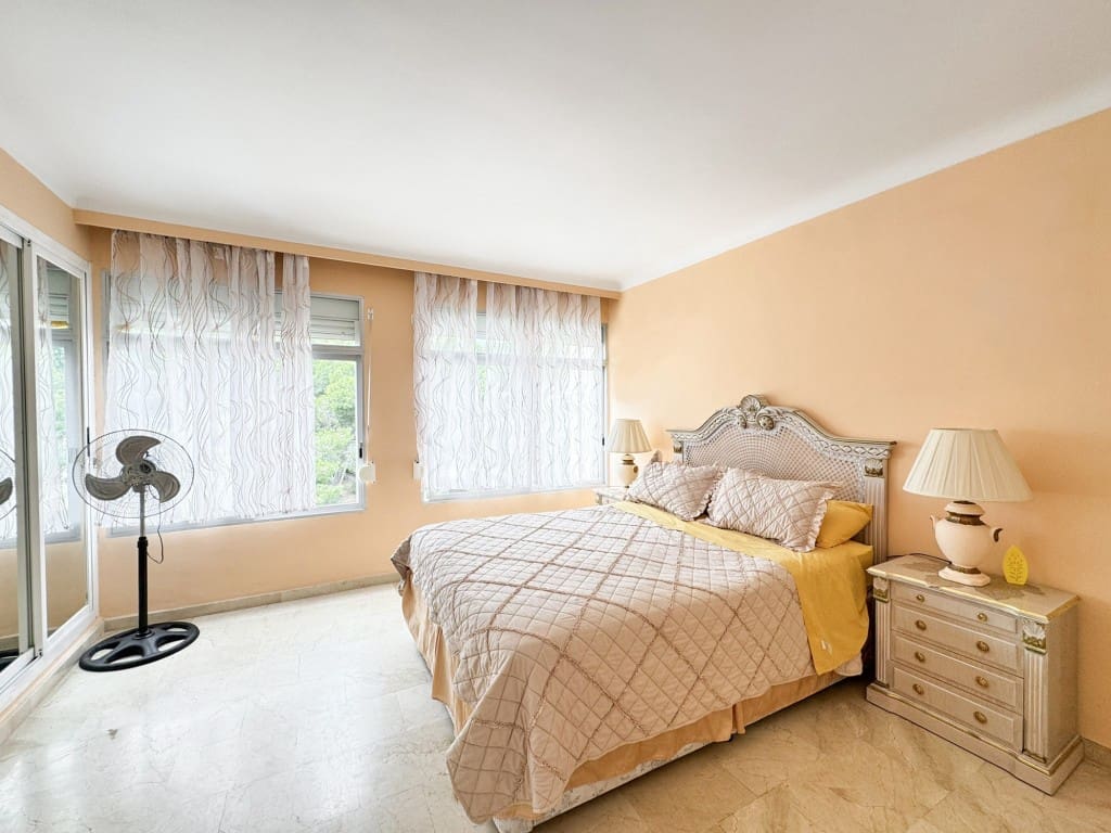 4 chambre Penthouse à vendre à Palmanova avec garage - 750 000 € (Ref: 9246473)