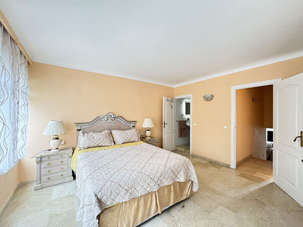 4 chambre Penthouse à vendre à Palmanova avec garage - 750 000 € (Ref: 9246473)