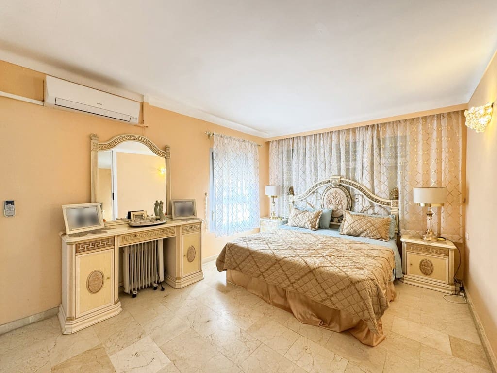 4 chambre Penthouse à vendre à Palmanova avec garage - 750 000 € (Ref: 9246473)
