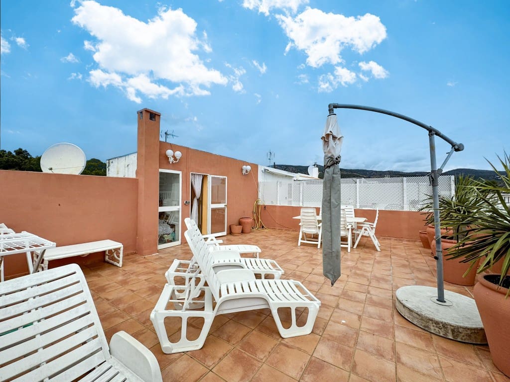 4 chambre Penthouse à vendre à Palmanova avec garage - 750 000 € (Ref: 9246473)