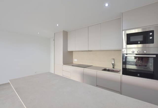 1 sypialnia Apartament na sprzedaż w Puerto Portals, Calvià z basenem - 499 950 € (Ref: 9269275)