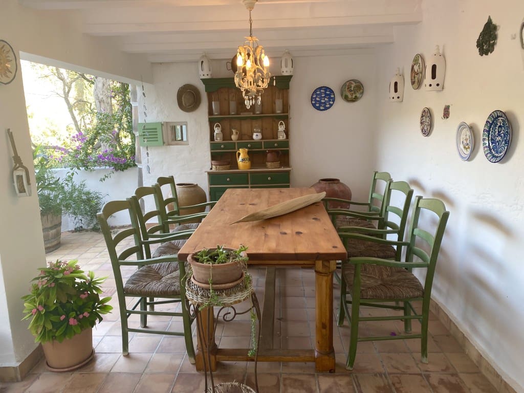 3 sypialnia Finka/Dom wiejski na sprzedaż w L'Arraco / S'Arraco z basenem garażem - 1 800 000 € (Ref: 9340847)