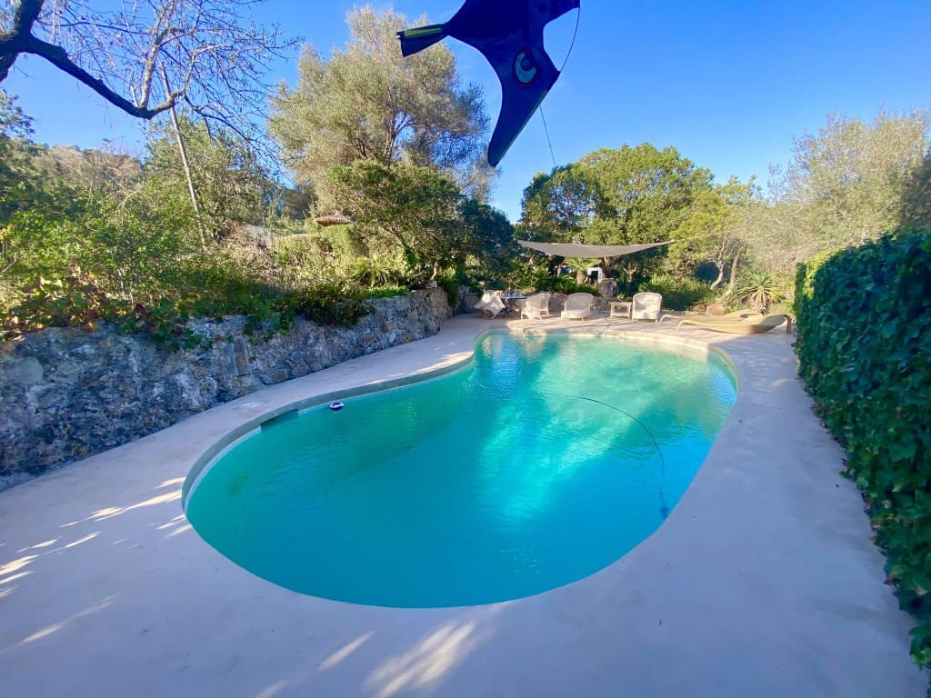 3 sypialnia Finka/Dom wiejski na sprzedaż w L'Arraco / S'Arraco z basenem garażem - 1 800 000 € (Ref: 9340847)