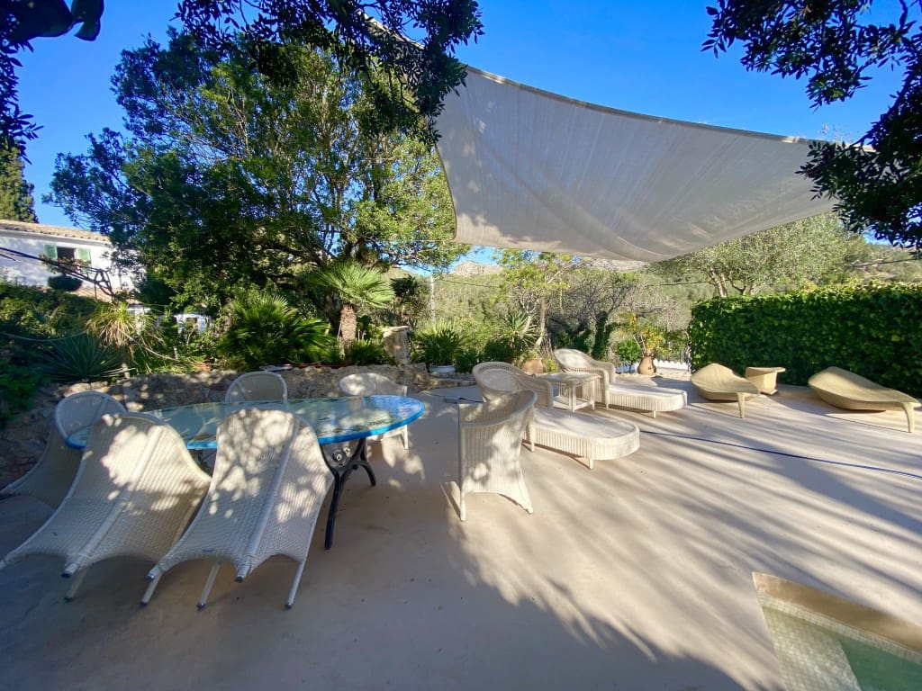 3 sypialnia Finka/Dom wiejski na sprzedaż w L'Arraco / S'Arraco z basenem garażem - 1 800 000 € (Ref: 9340847)