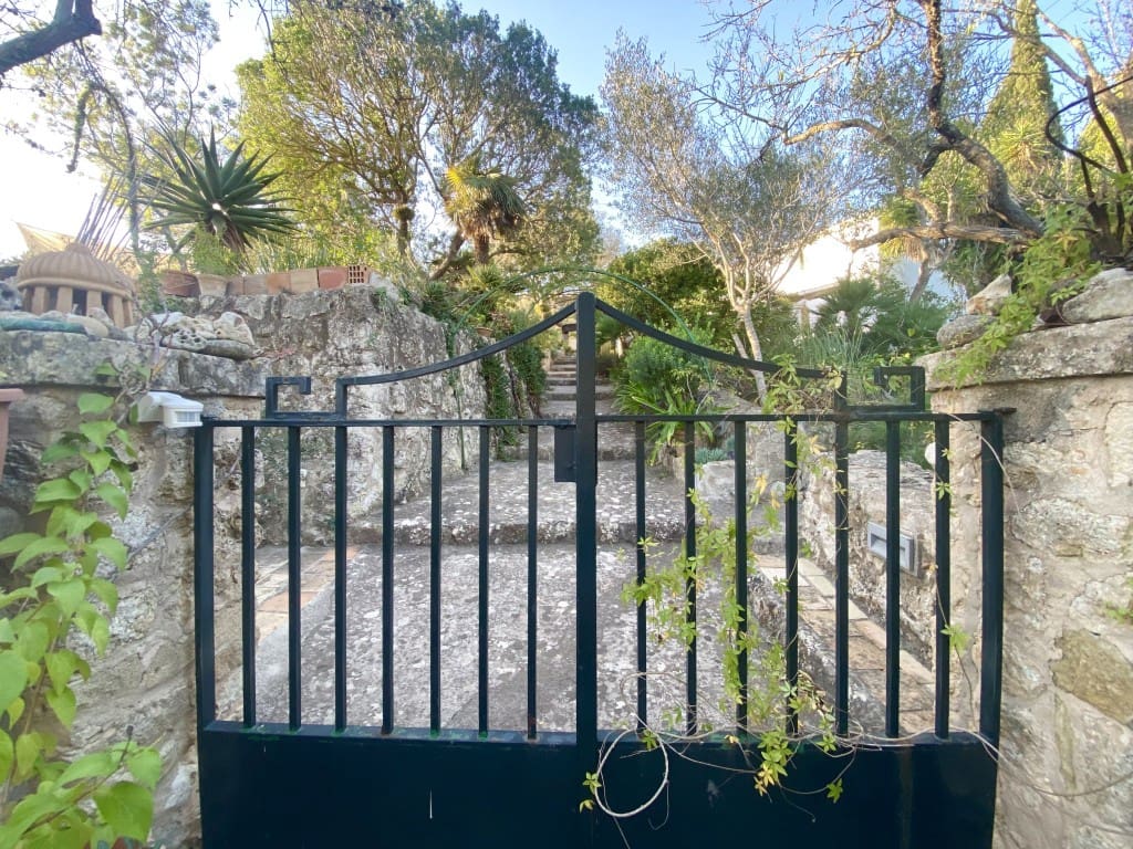 3 sypialnia Finka/Dom wiejski na sprzedaż w L'Arraco / S'Arraco z basenem garażem - 1 800 000 € (Ref: 9340847)