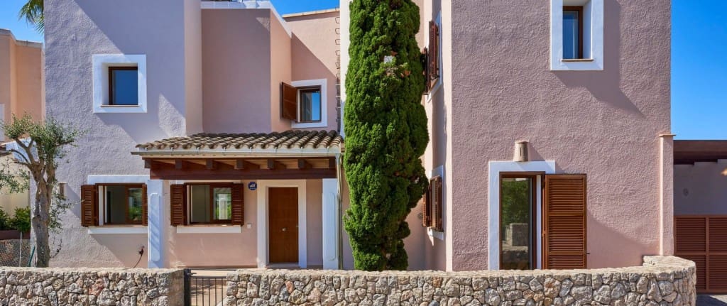 3 soveværelse Villa til salg i Santa Ponsa med swimmingpool garage - € 1.750.000 (Ref: 9382338)