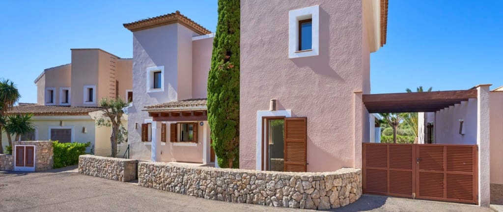 3 soveværelse Villa til salg i Santa Ponsa med swimmingpool garage - € 1.750.000 (Ref: 9382338)