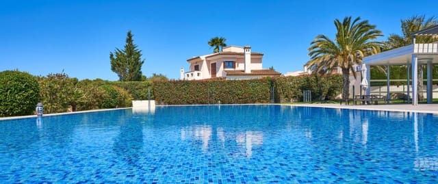 3 soveværelse Villa til salg i Santa Ponsa, Calvià med swimmingpool garage - € 1.750.000 (Ref: 9382338)