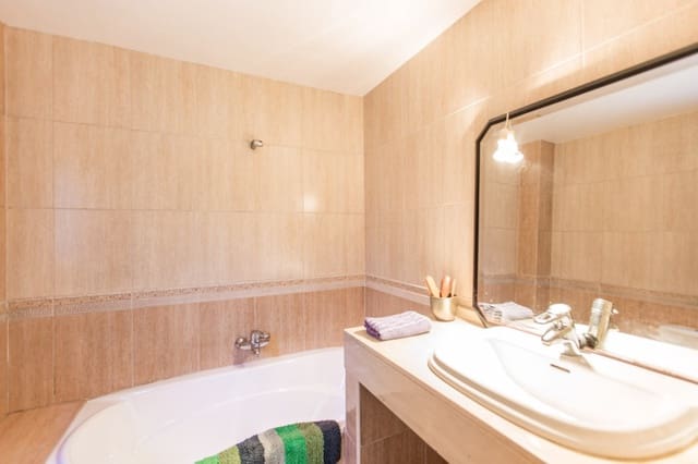 5 soverom Villa til salgs i Portals Nous, Calvià med garasje - € 1 550 000 (Ref: 9390146)