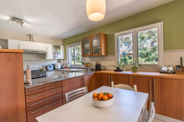 5 soverom Villa til salgs i Portals Nous, Calvià med garasje - € 1 550 000 (Ref: 9390146)