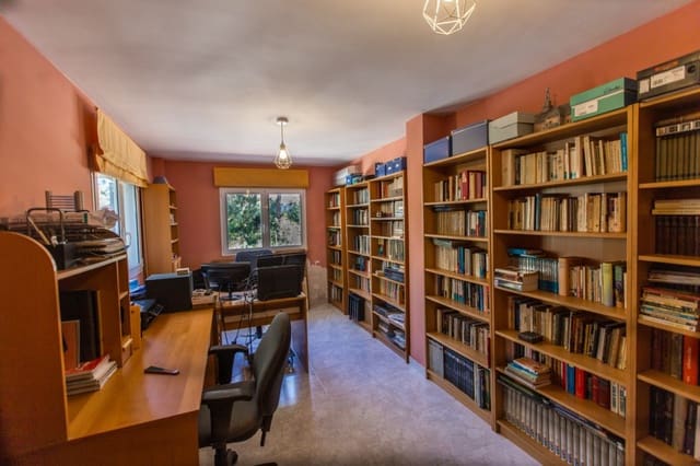 5 soverom Villa til salgs i Portals Nous, Calvià med garasje - € 1 550 000 (Ref: 9390146)