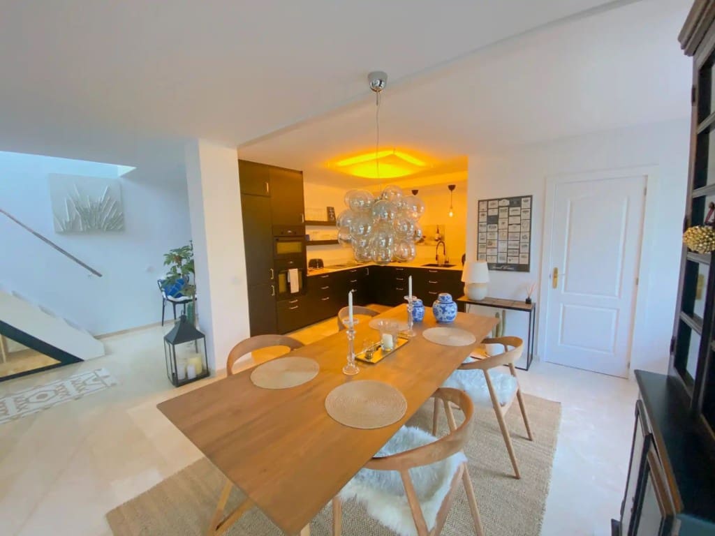 2 soveværelse Penthouse til salg i Cala Mayor med swimmingpool garage - € 1.700.000 (Ref: 9533204)