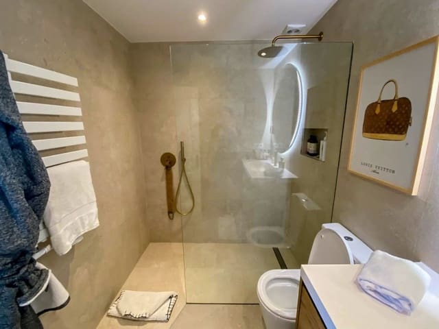 2 soveværelse Penthouse til salg i Cala Mayor, Palma de Mallorca med swimmingpool garage - € 1.700.000 (Ref: 9533204)