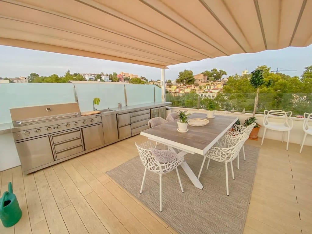 2 soveværelse Penthouse til salg i Cala Mayor med swimmingpool garage - € 1.700.000 (Ref: 9533204)