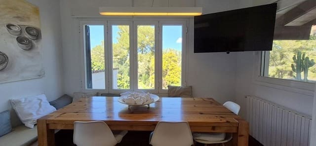 3 makuuhuone Huvila myytävänä paikassa Genova, Palma de Mallorca mukana uima-altaan 
autotalli - 2 300 000 € (Ref: 9594659)