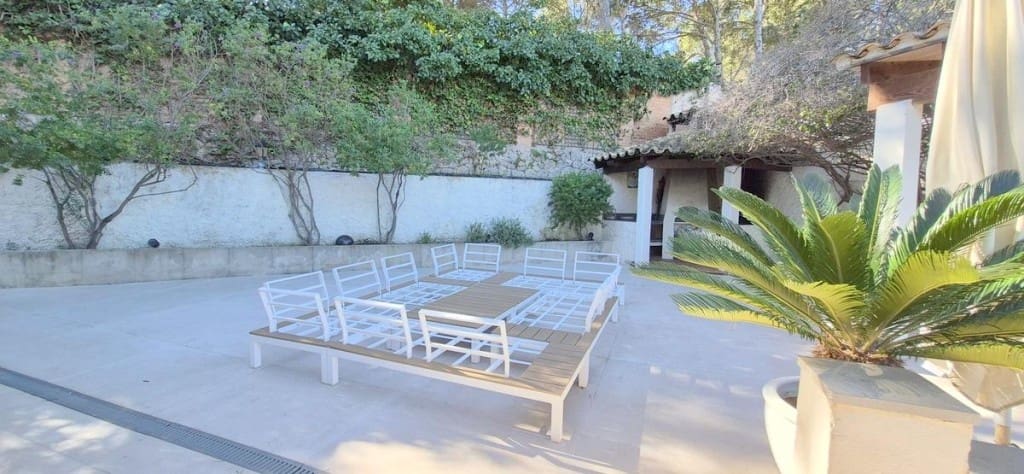 3 makuuhuone Huvila myytävänä paikassa Genova mukana uima-altaan 
autotalli - 2 300 000 € (Ref: 9594659)