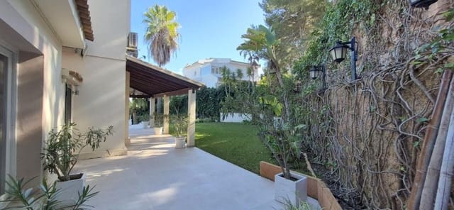 3 makuuhuone Huvila myytävänä paikassa Genova, Palma de Mallorca mukana uima-altaan 
autotalli - 2 300 000 € (Ref: 9594659)