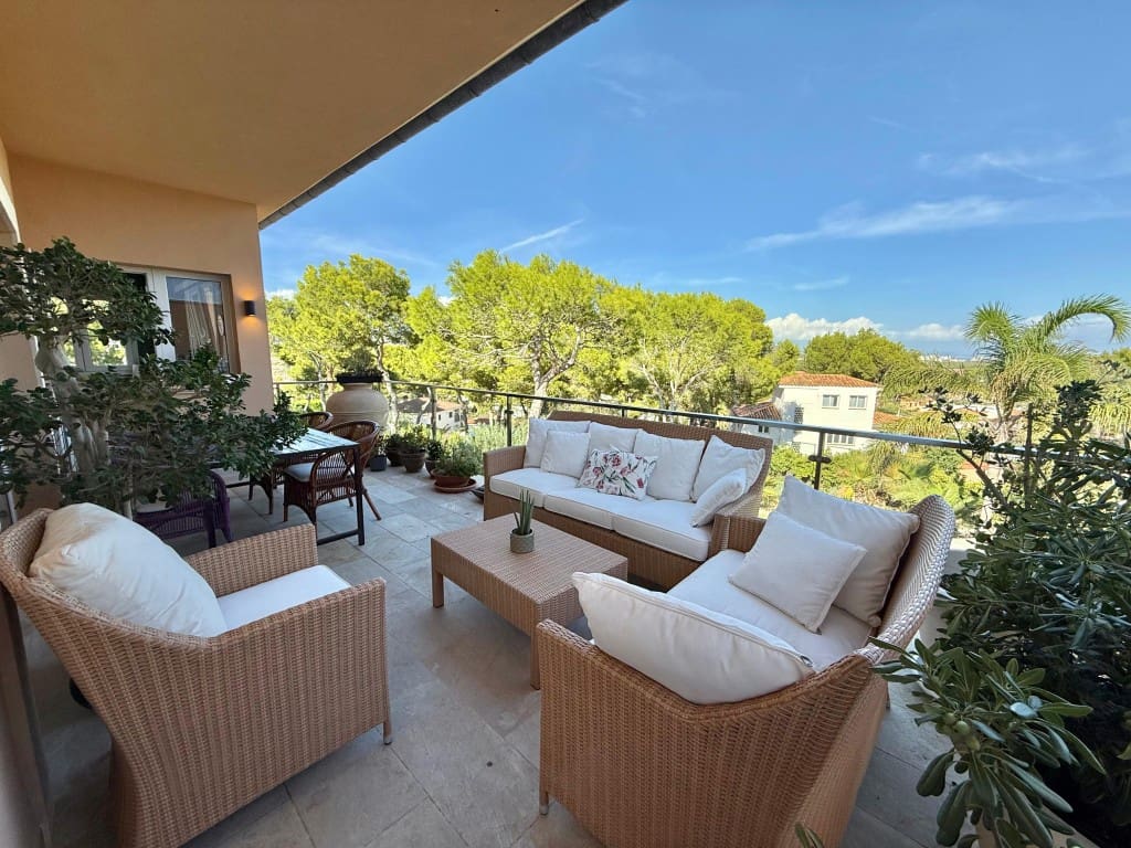 5 makuuhuone Huvila myytävänä paikassa El Toro / Port Adriano mukana uima-altaan 
autotalli - 2 100 000 € (Ref: 9598682)